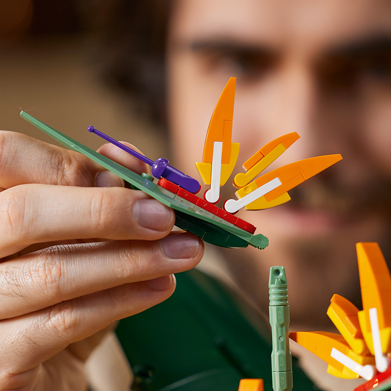 LEGO® 10289 Creator Expert Bird of Paradise