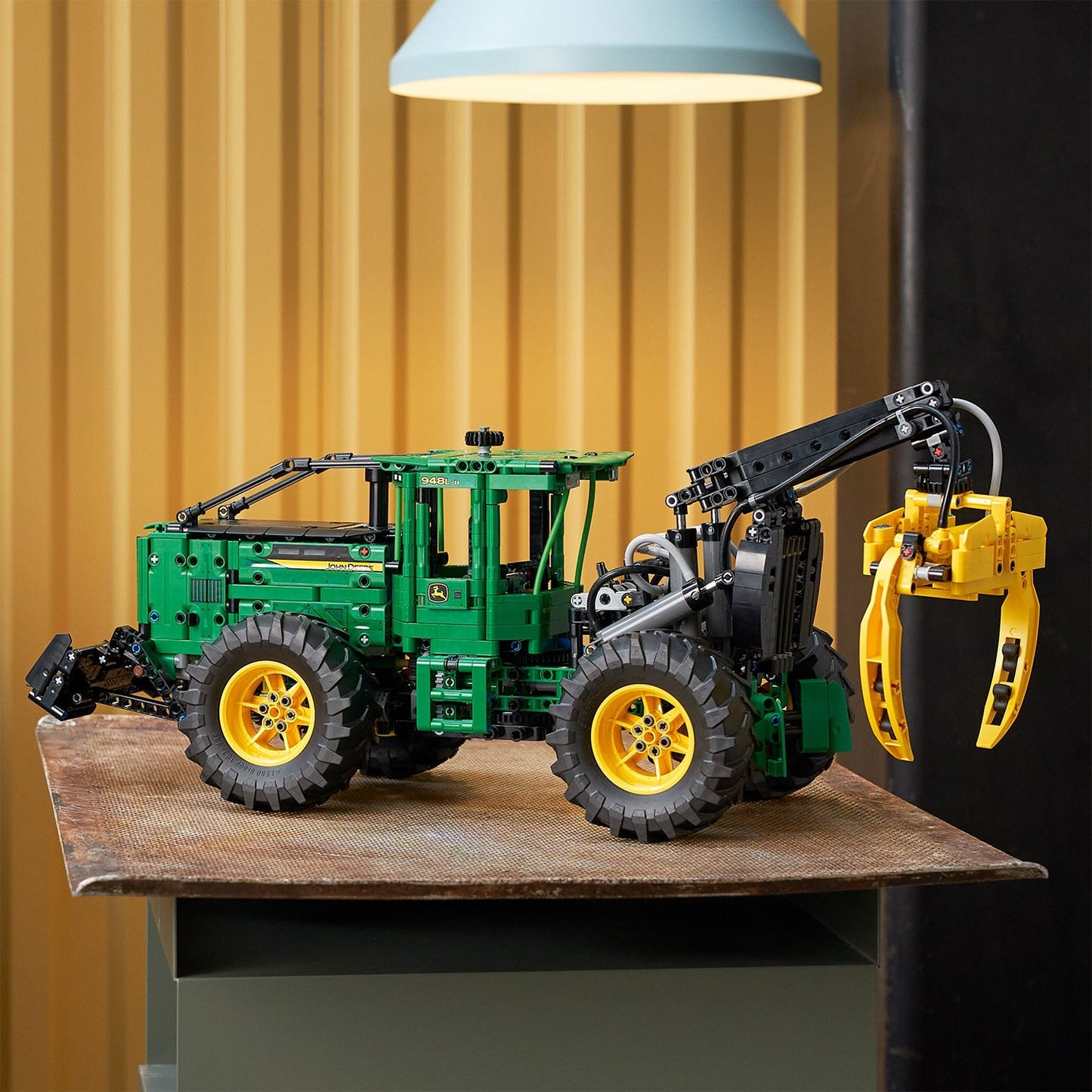 LEGO® Technic™ John Deere 948L-II Skidder