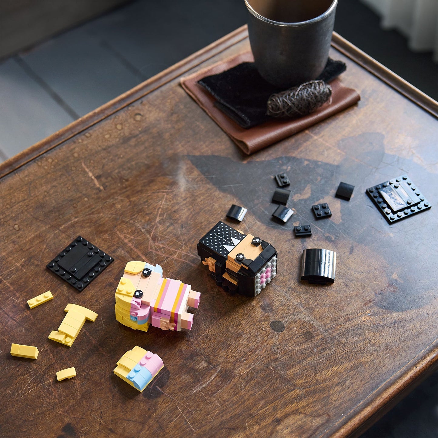 LEGO® BrickHeadz™ Wednesday & Enid