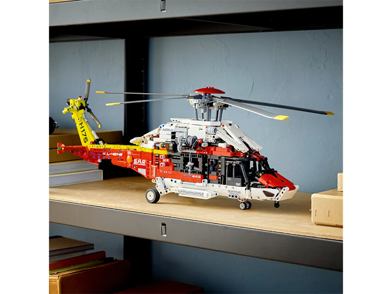 LEGO® 42145 Technic Airbus H175 Rescue Helicopter