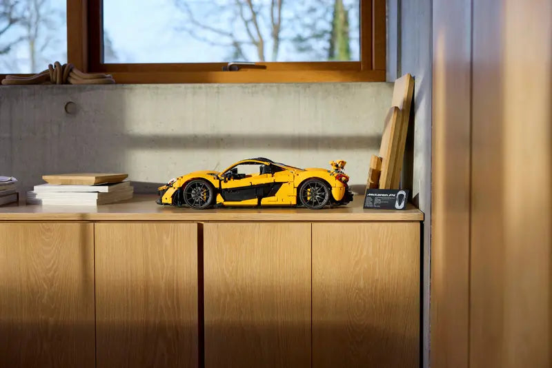 LEGO® 42172 Technic McLaren P1