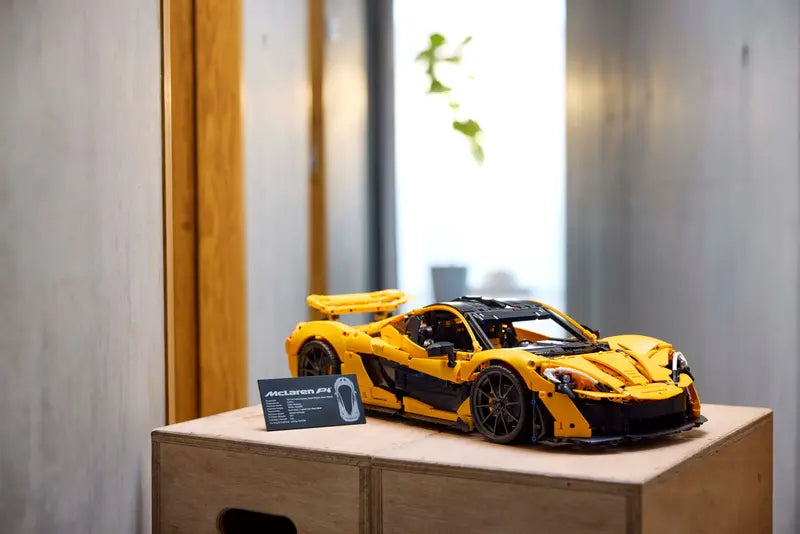 LEGO® 42172 Technic McLaren P1