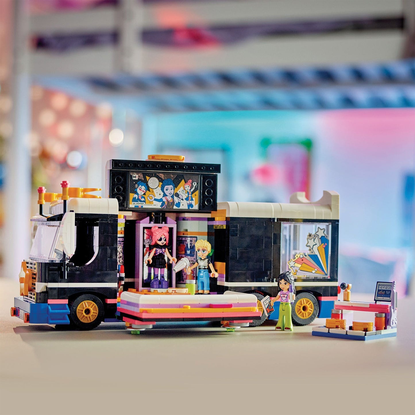 LEGO® Friends™ Pop Star Music Tour Bus