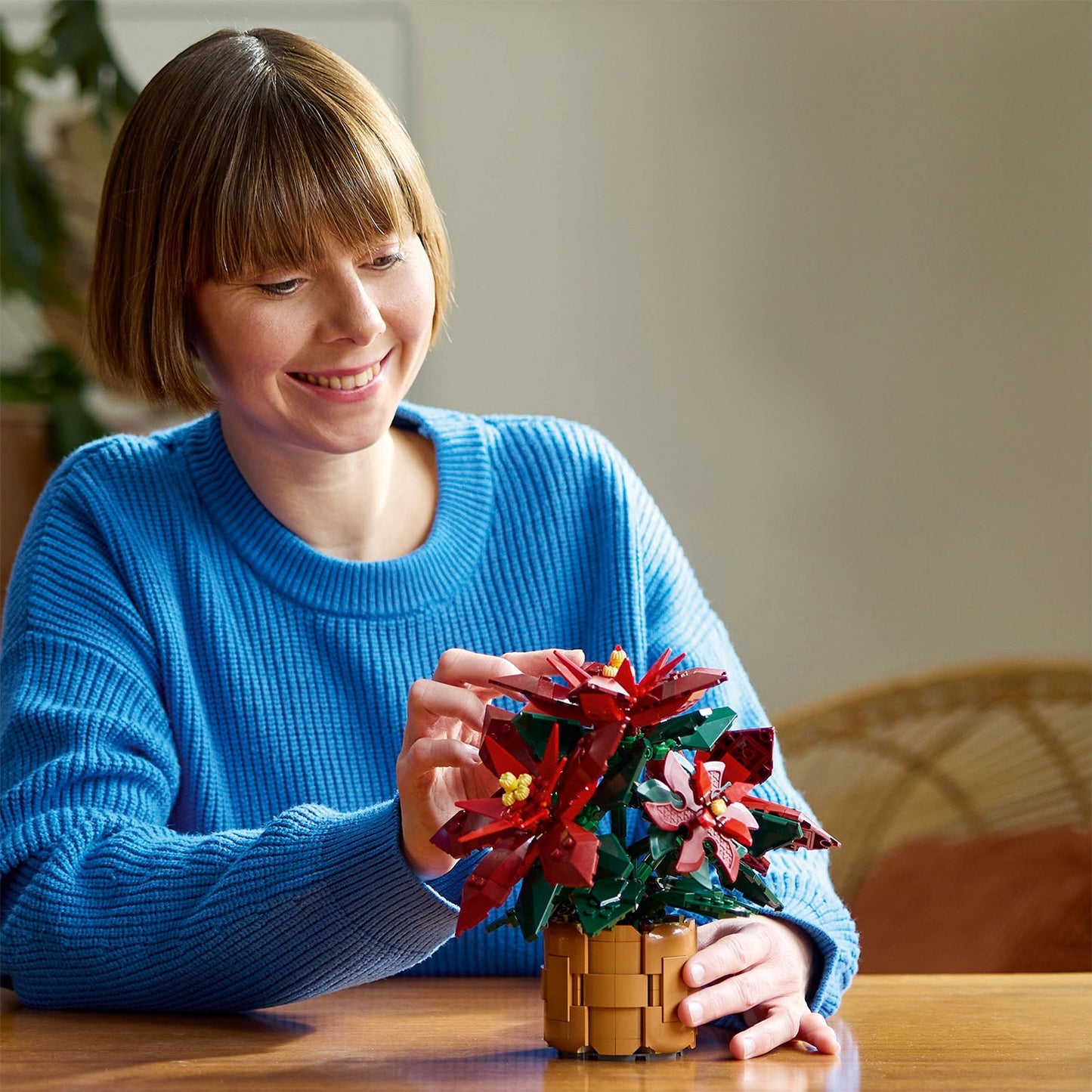 LEGO® ICONS™ Poinsettia