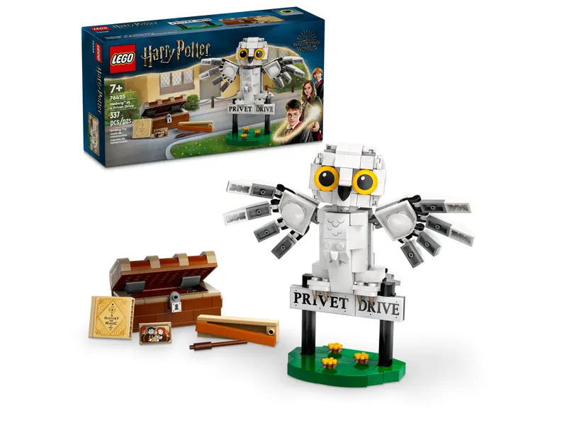 LEGO® 76425 Harry Potter™ Hedwig™ at 4 Privet Drive