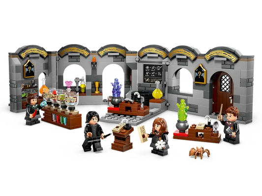 LEGO® 76431 Harry Potter Hogwarts? Castle: Potions Class ( Ship From  9th of July 2024)